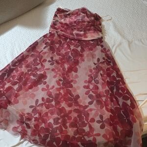 BCBGMaxAzria Strapless Dress in Red Floral